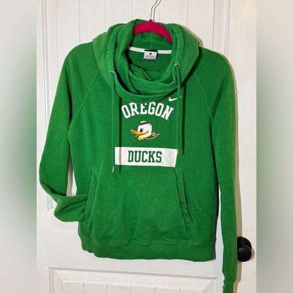 Nike Women’s Oregon Ducks Green Sweatshirt - Picture 1 of 8